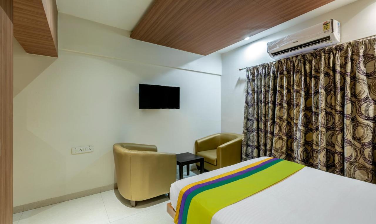 Itsy Hotels Hiland Suites Bangalore Exterior foto