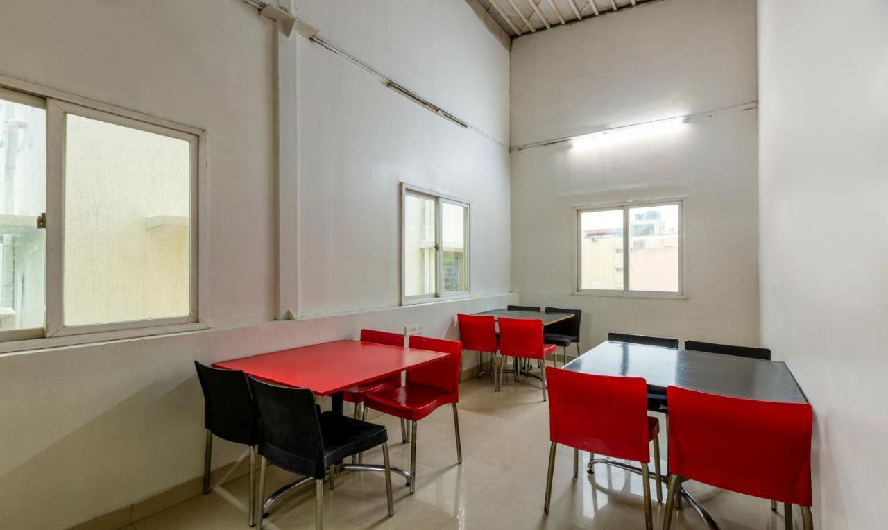 Itsy Hotels Hiland Suites Bangalore Exterior foto